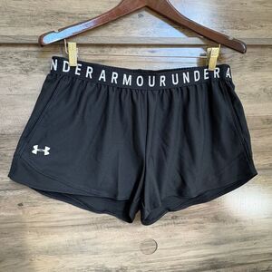 Under Armour Black Athletic Shorts XL Sporty Preppy Activewear Athleisure Runner